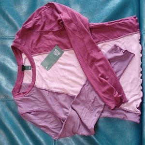 Wild Fable purple tee, size M